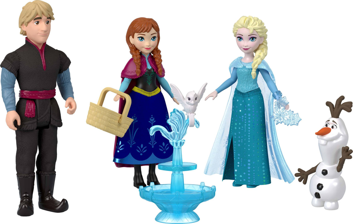 Set of 4 Small Dolls C945881