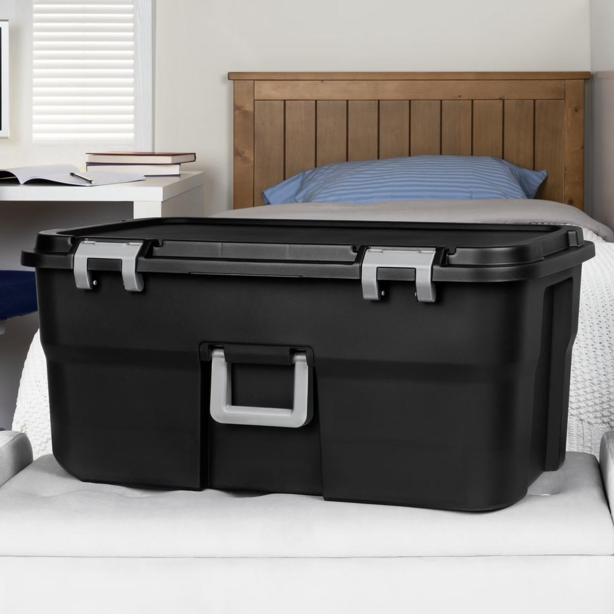 22 Gallon Black Wheeled Plastic Storage Trunk I557805